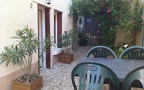 Maison Berrichonne 2 Chambres Cour Et Jardin