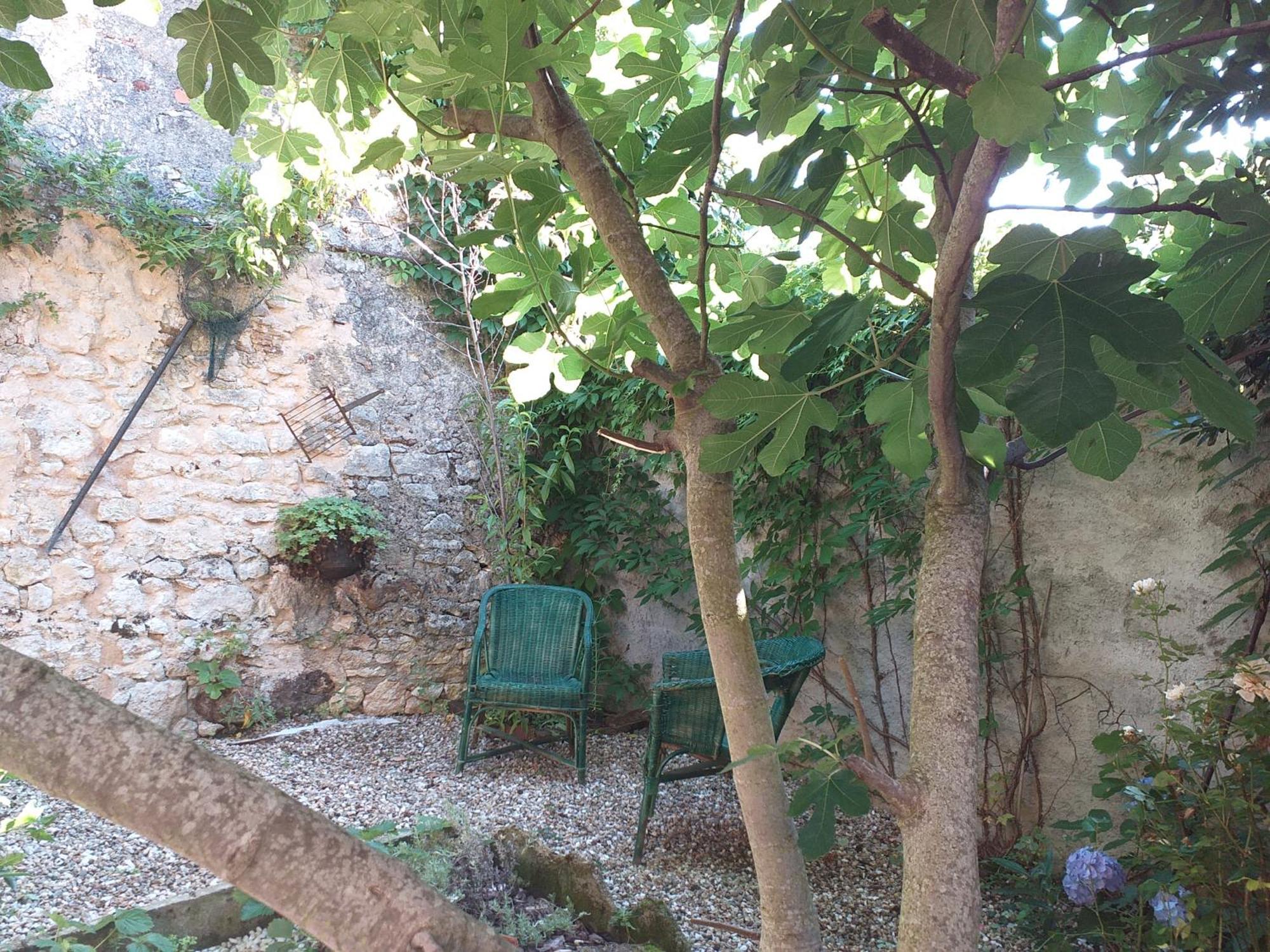 Maison Berrichonne 2 Chambres Cour Et Jardin Saint-Marcel  Exterior photo